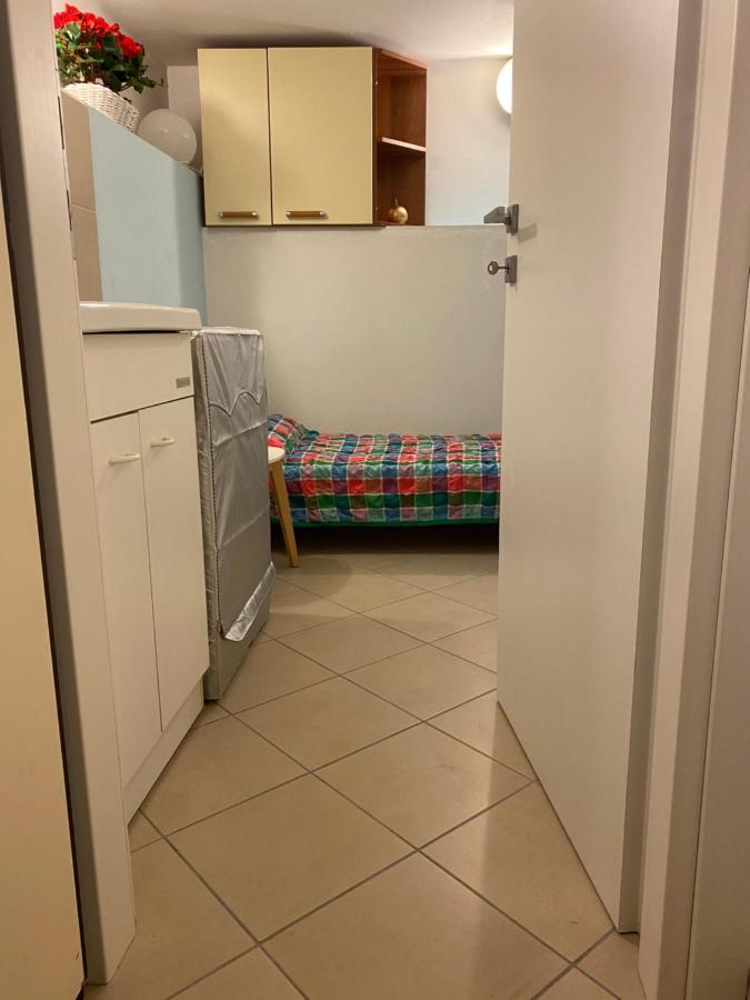 Casa Vacanze Gardiolina San Felice del Benaco Bagian luar foto