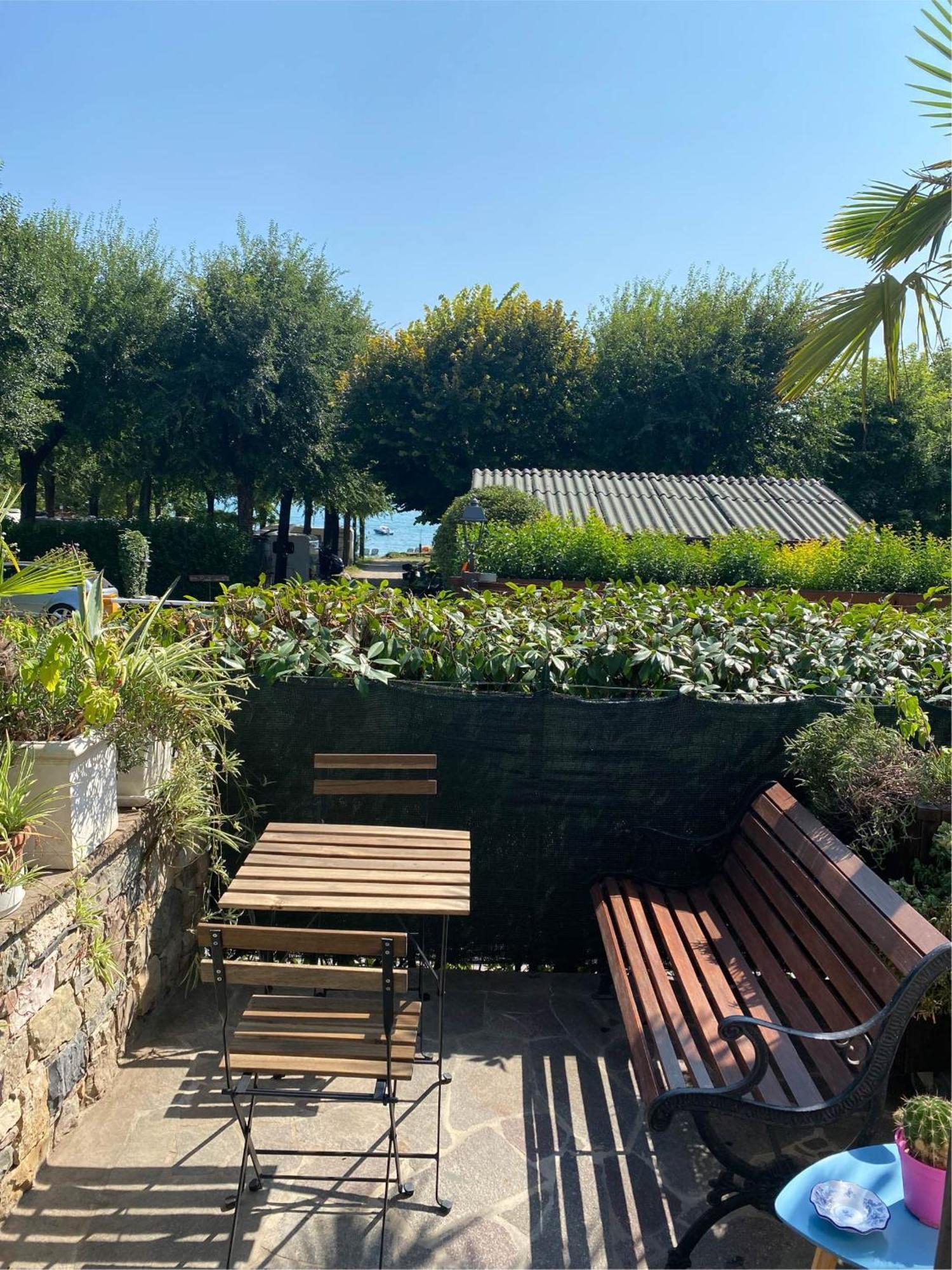Casa Vacanze Gardiolina San Felice del Benaco Bagian luar foto
